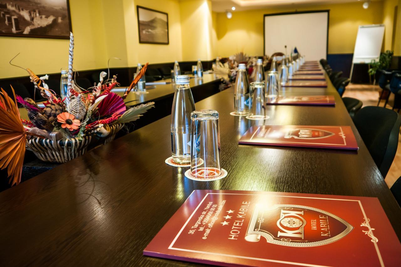 Hotel Kabile Yambol エクステリア 写真
